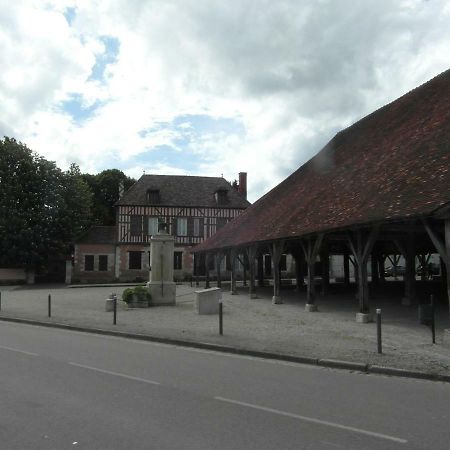 Le Breuil Hotel Piney Exterior foto