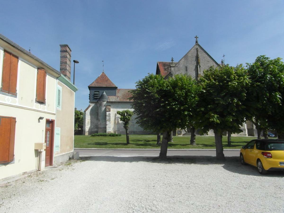 Le Breuil Hotel Piney Exterior foto